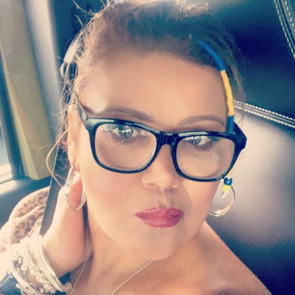 Meet your Posher, Tania - Picture 1 of 1